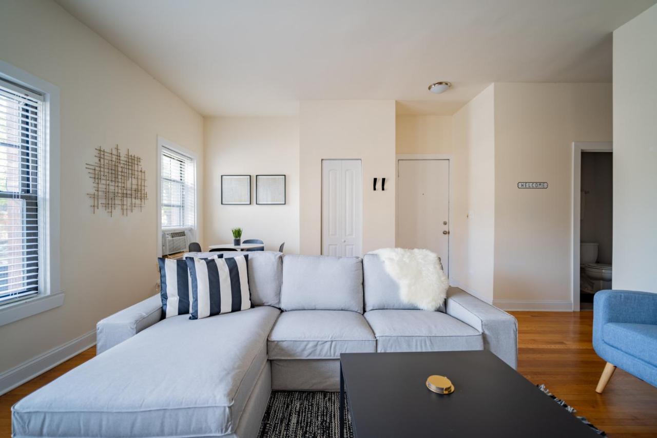 3-Bedroom Gem Apt With In-Unit Laundry - Lawndale 1 & 2 Rep Chicago Kültér fotó