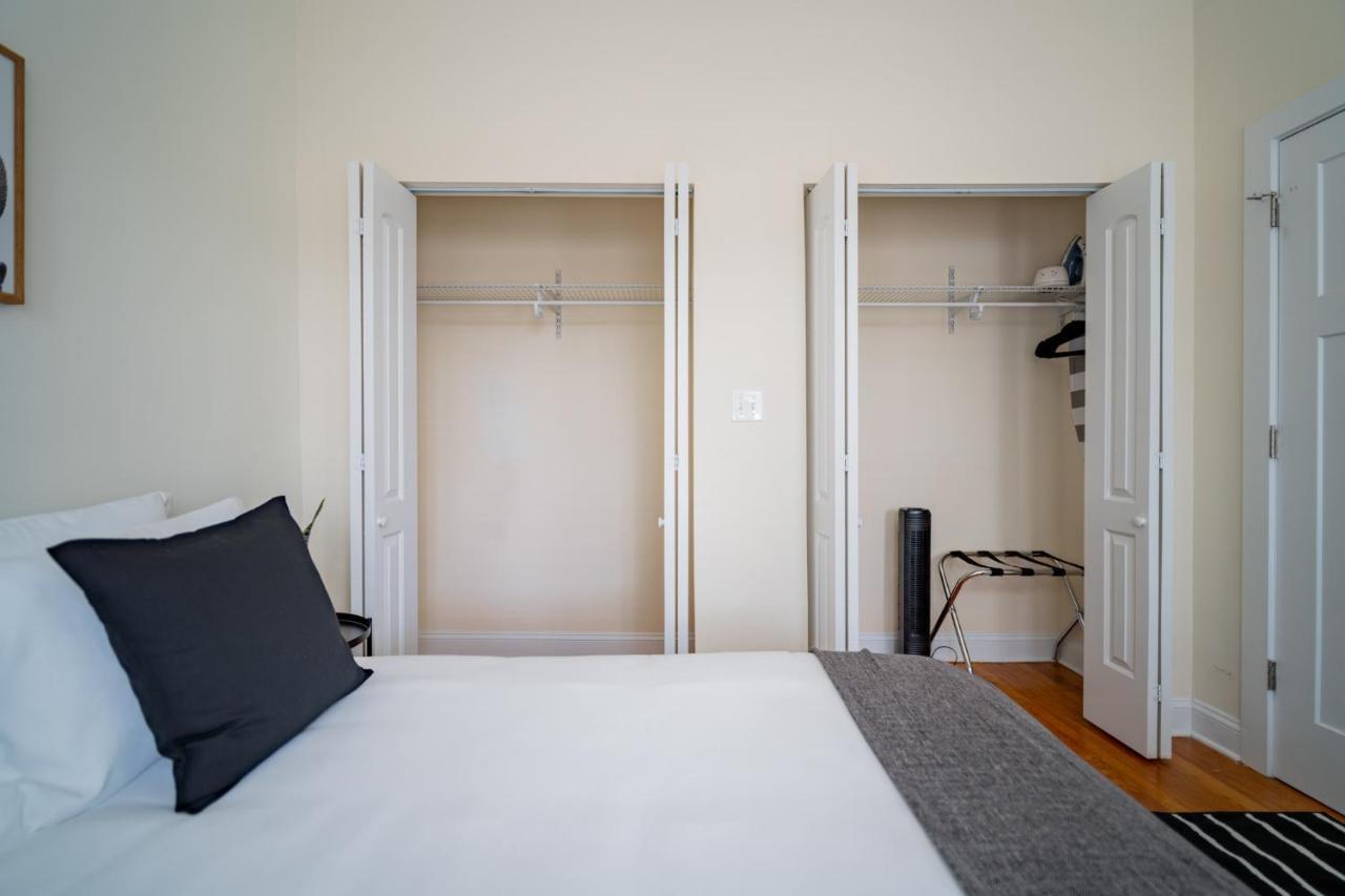 3-Bedroom Gem Apt With In-Unit Laundry - Lawndale 1 & 2 Rep Chicago Kültér fotó