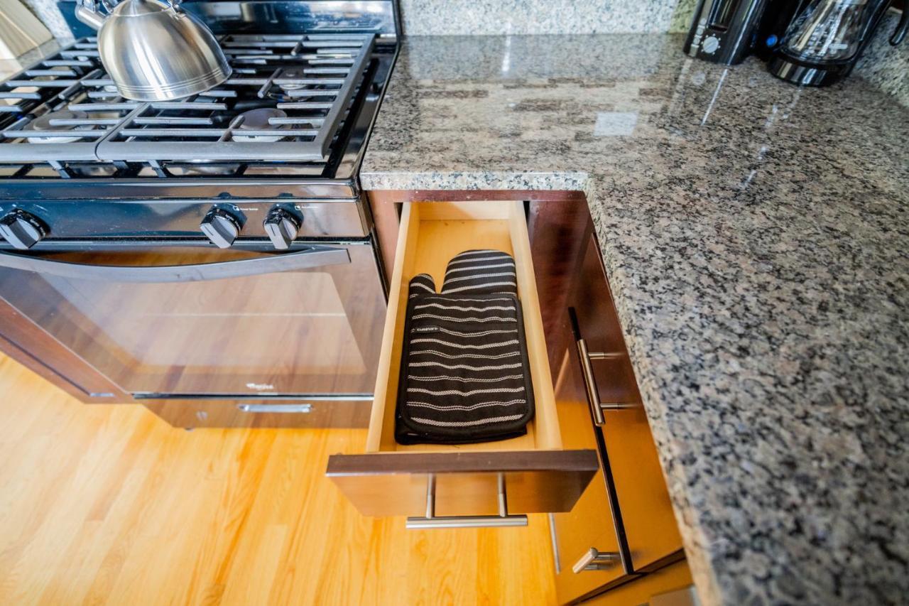 3-Bedroom Gem Apt With In-Unit Laundry - Lawndale 1 & 2 Rep Chicago Kültér fotó