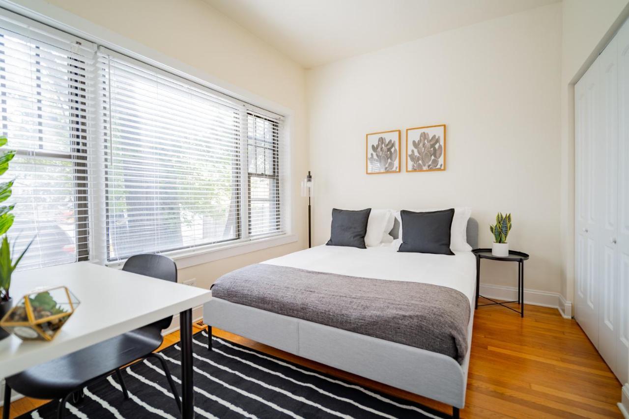 3-Bedroom Gem Apt With In-Unit Laundry - Lawndale 1 & 2 Rep Chicago Kültér fotó